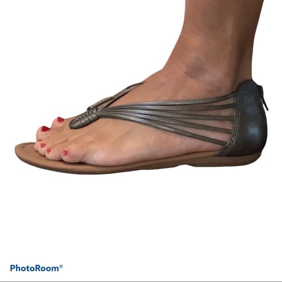 Lucky Brand Caryl Pewter Metallic Leather Sandals size 7 - Picture 3 of 7